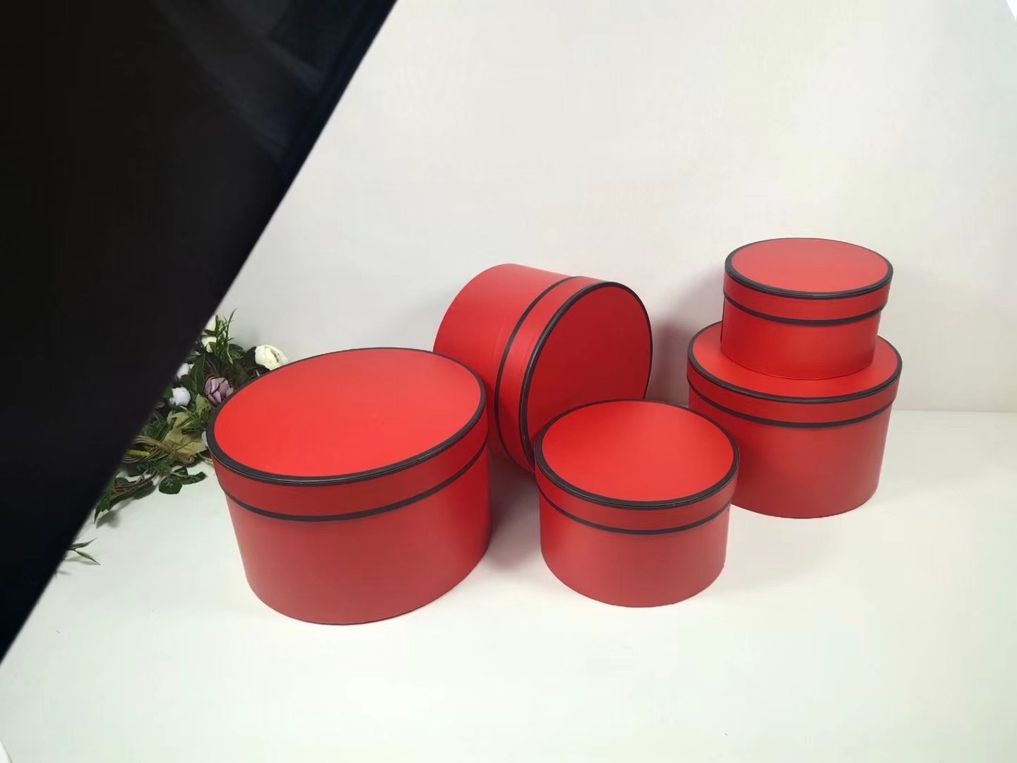 Round Box, Gift Box, Packaging Box full figure