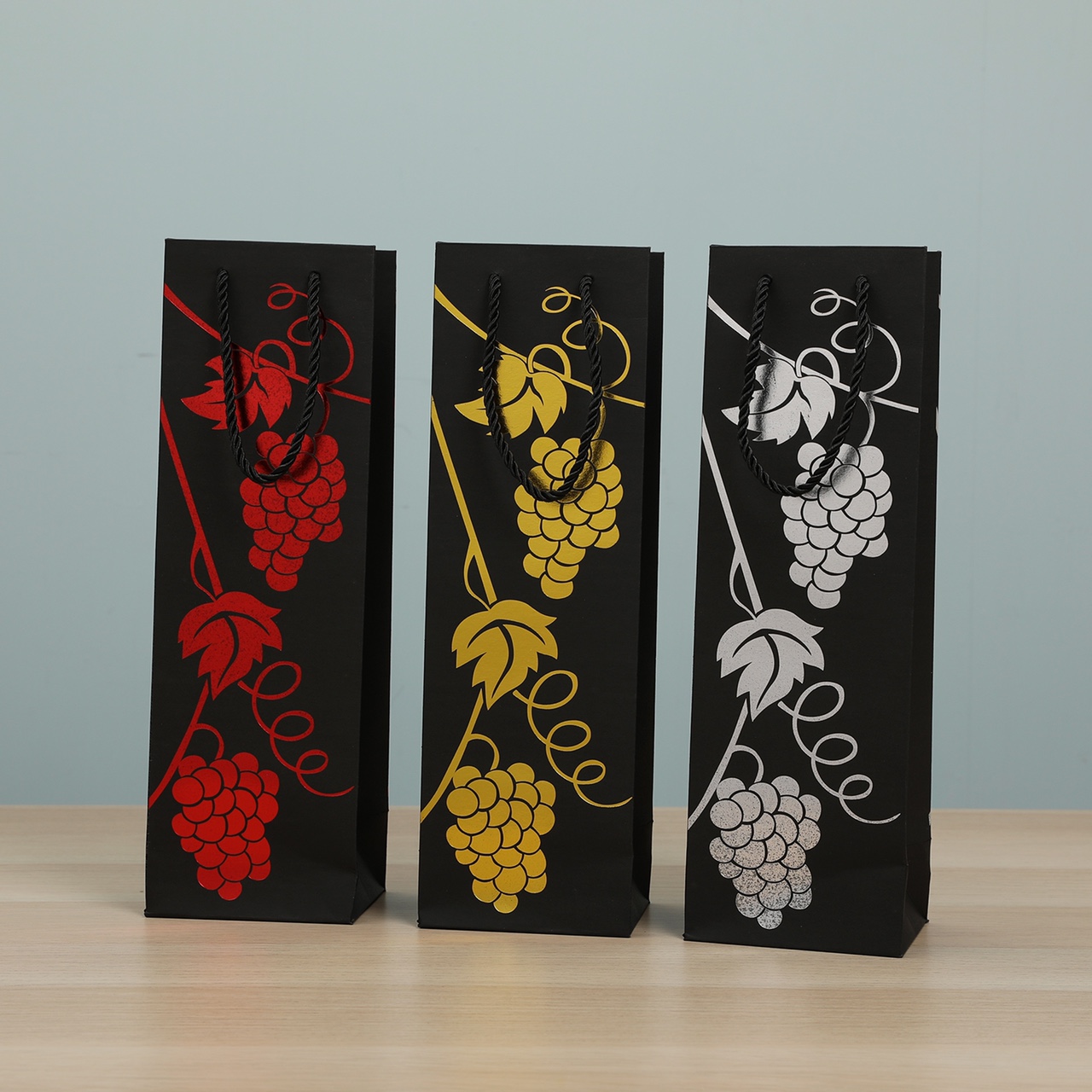 Red wine bags, gift bags, gift packaging