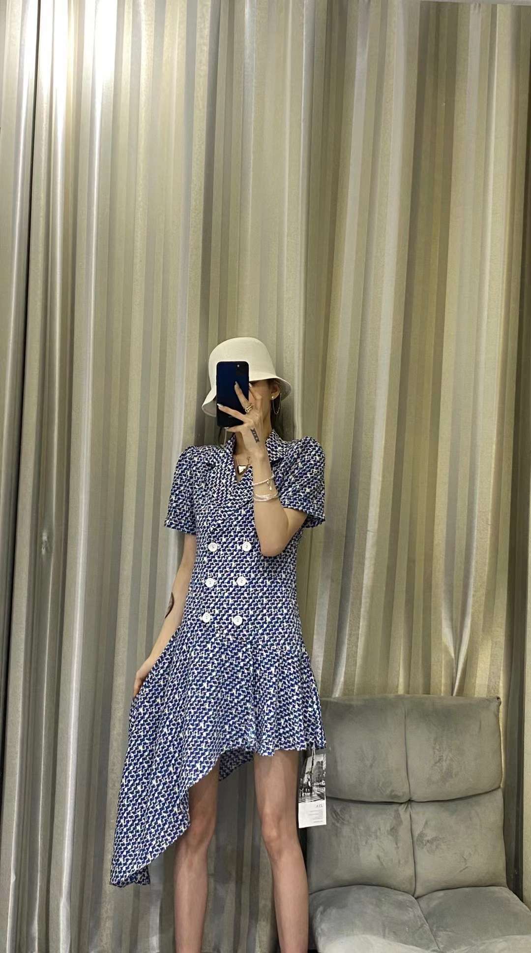 Patchwork dress details Picture