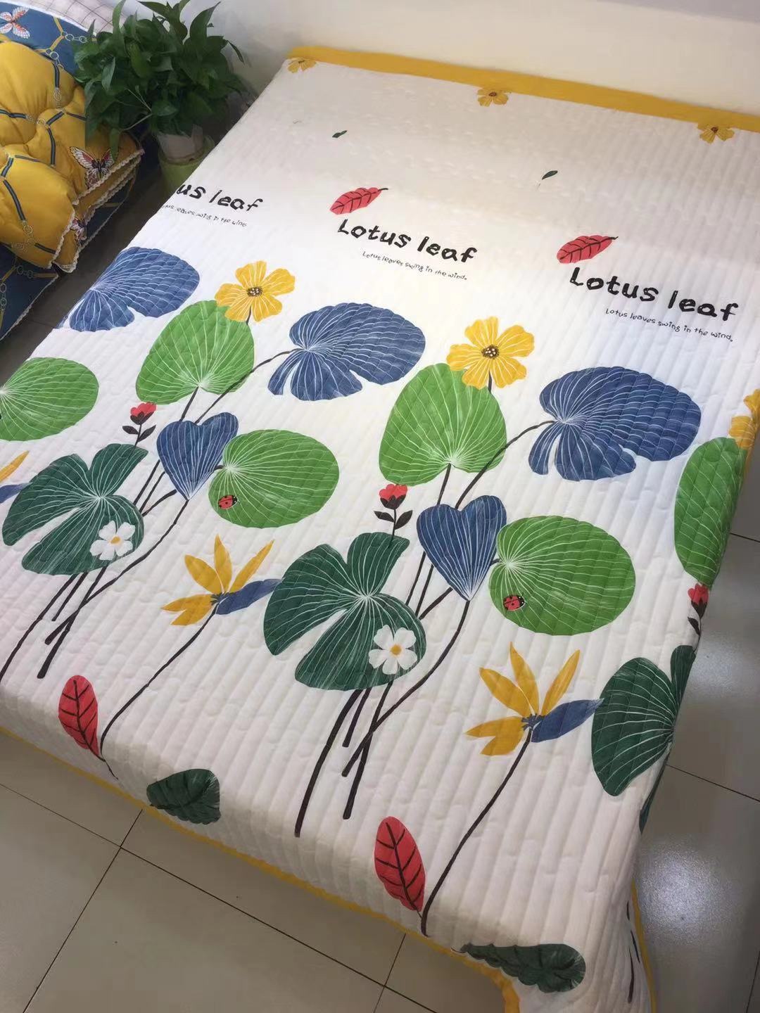 New Printed Quilted Air Conditioning Quilt undefined