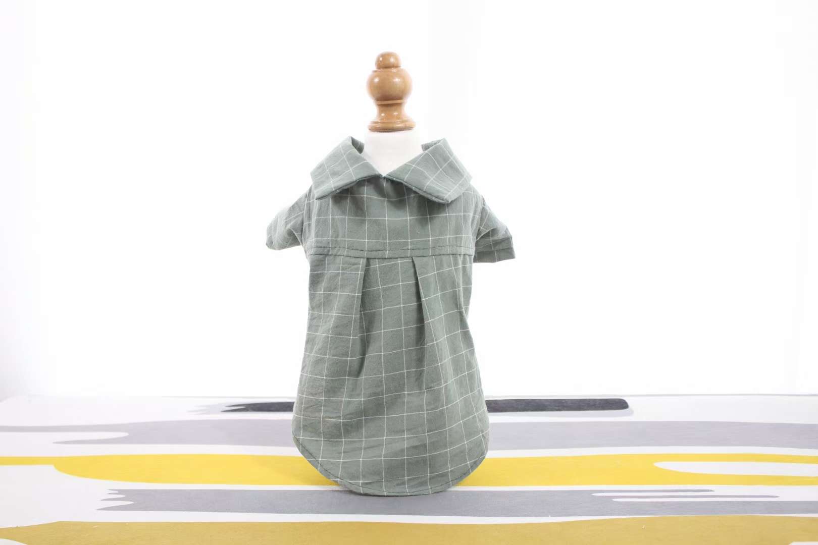 狗狗服装实物图