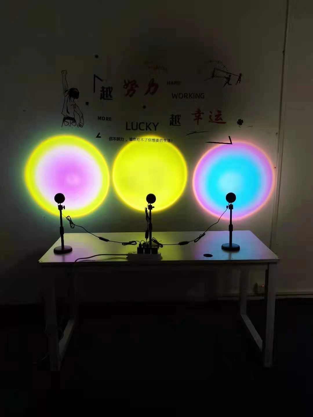 Usb Plug-In Sunset Lamp Desktop full figure