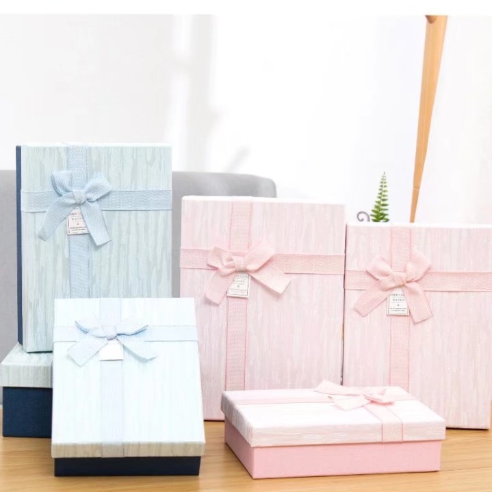 Tianxiang Craft Gift Box, creative rectangular, large, medium and small wallpaper, ribbon bow gift box, three-piece set, gift box, paper box, storage box full figure