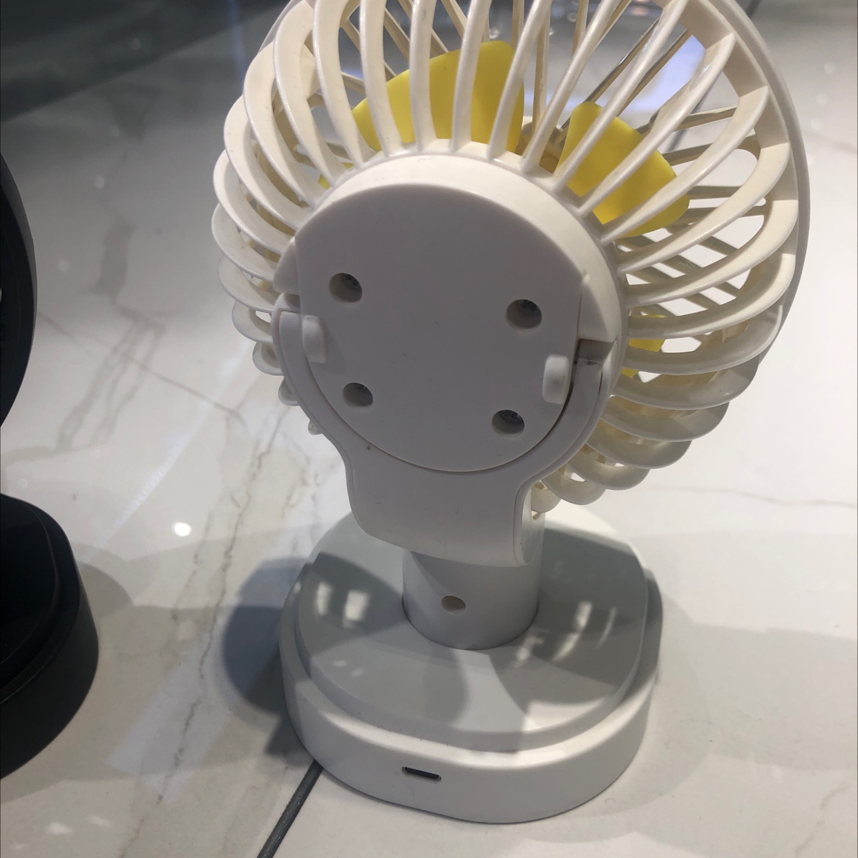 Usb Charging Desktop Mini Fan Item Picture