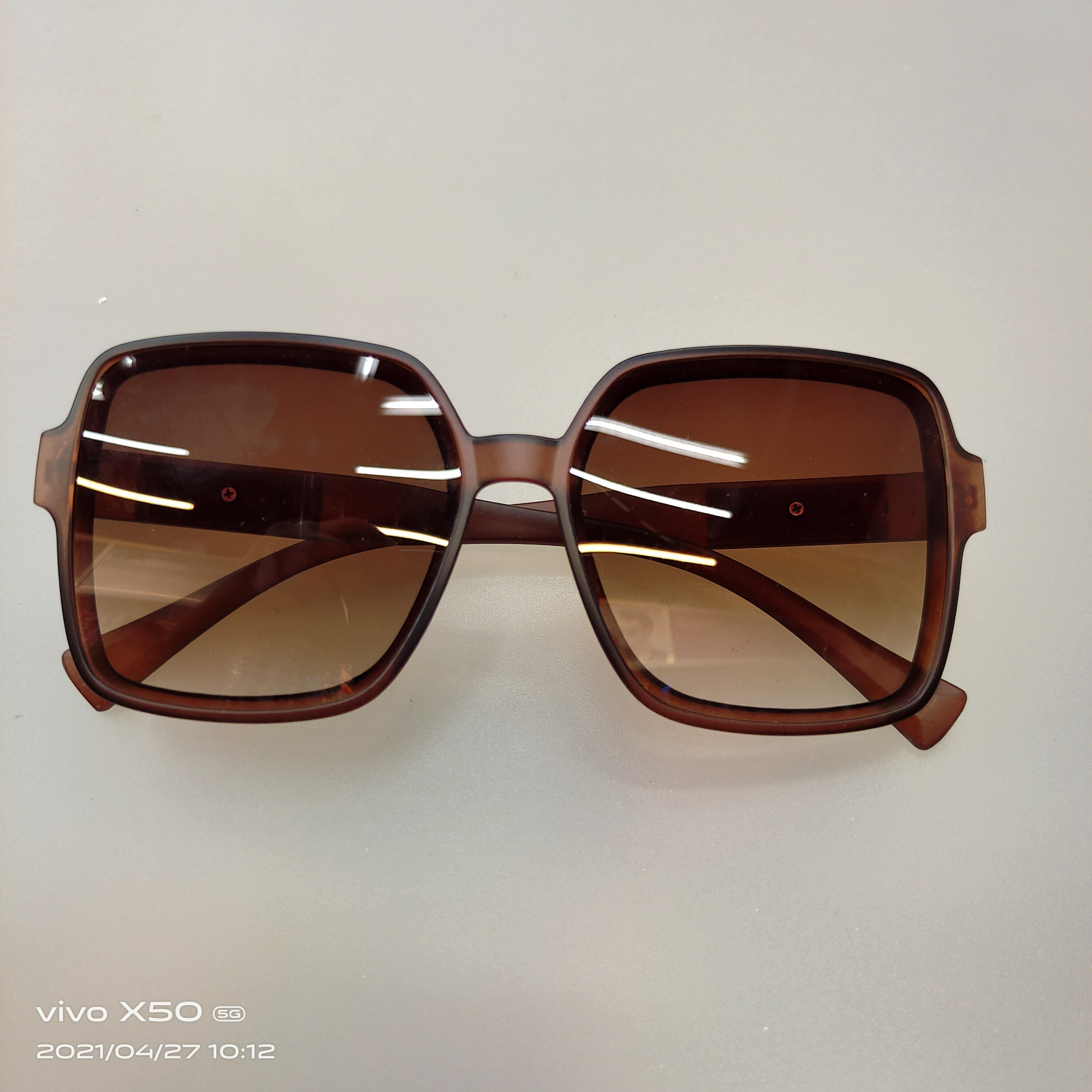 New sunglasses 307-632