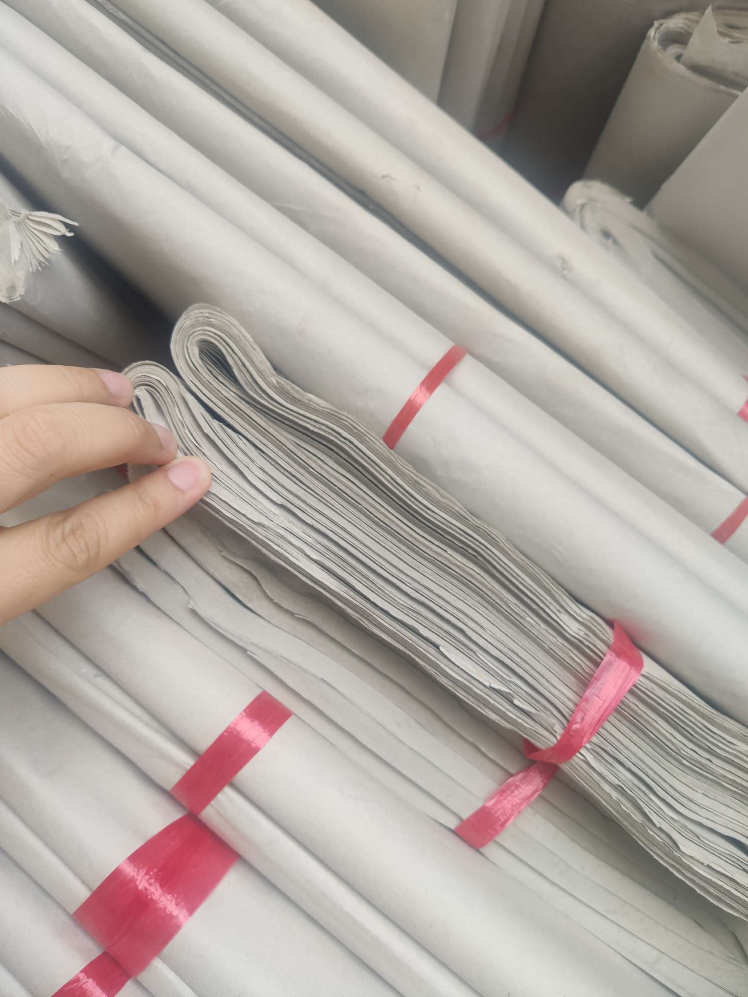 Packing paper, shoe packing paper, packaging paper, inner liner paper, sulfate paper, cultural paper, grey 30g paper, 80x90, 250 sheets detail image 5