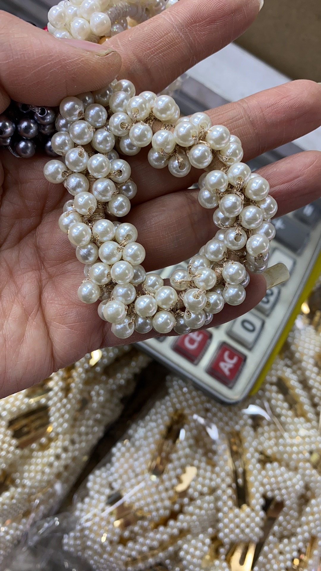 Pearl Handmade Crochet Gold Thread Pearl Rubber Band Circle, Horsetail Circle undefined