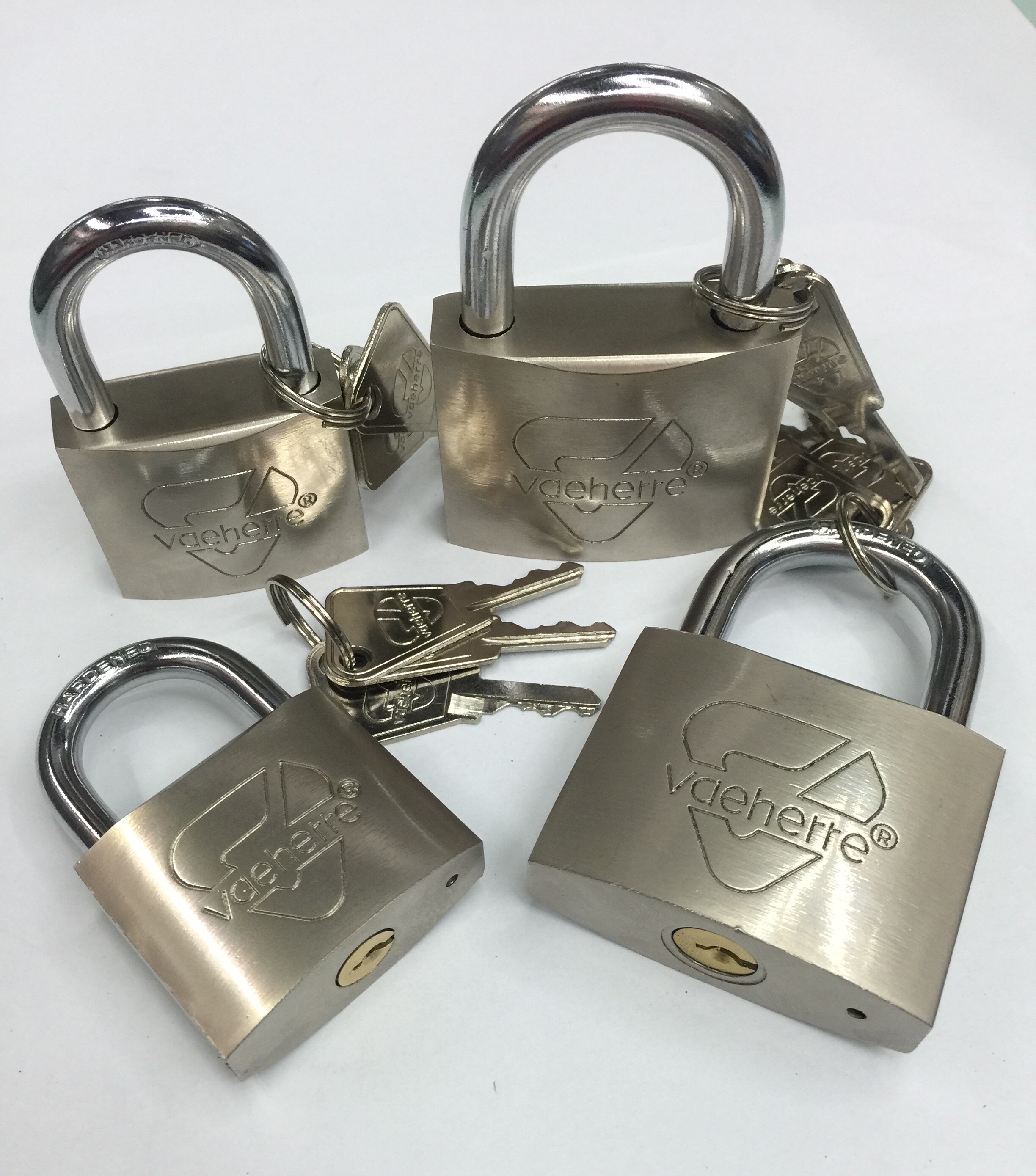 Vaeherre matte gun handle key straight opening iron padlock detail image 1