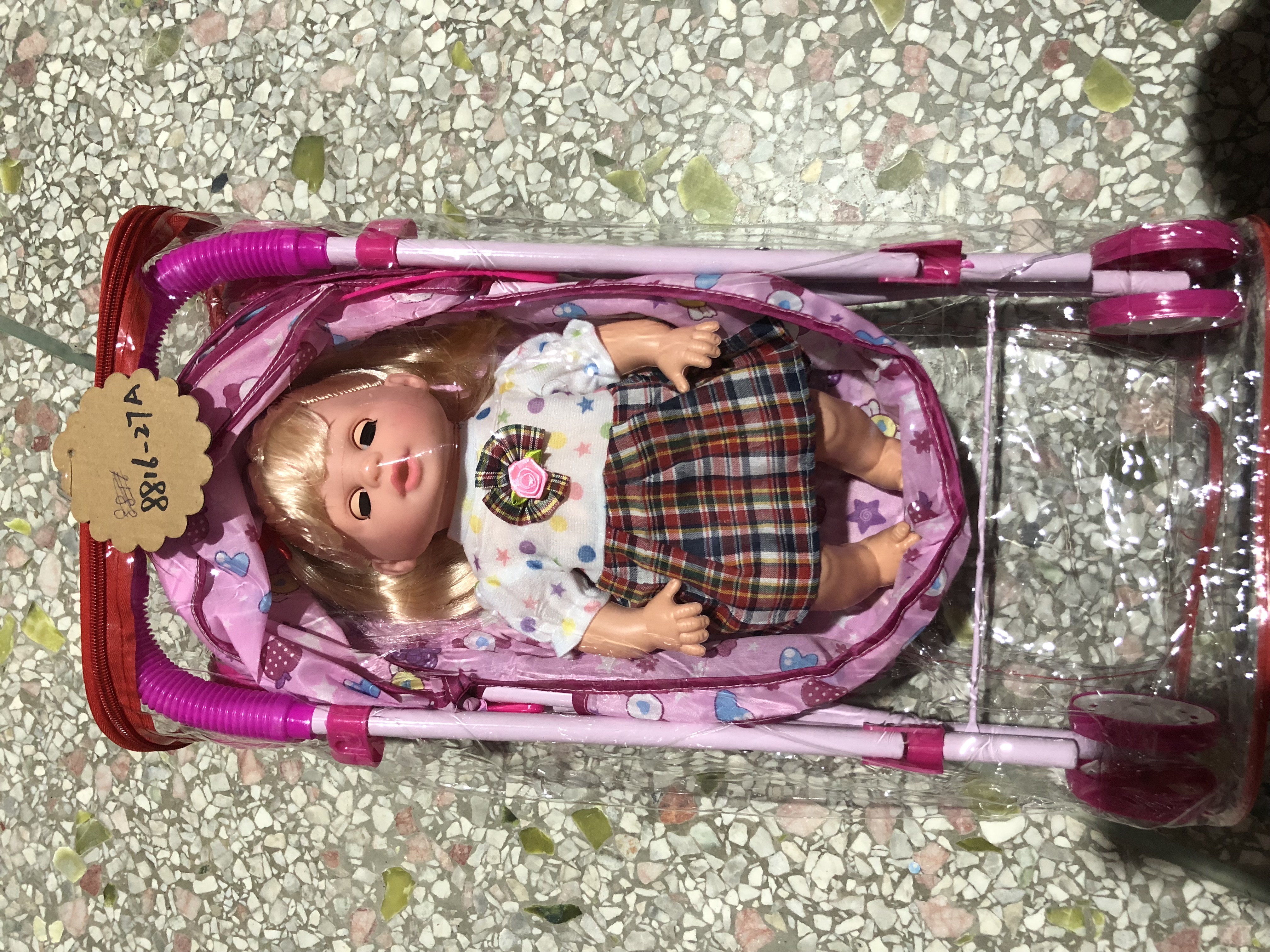 Drinking water, urinating, stroller doll Specification image