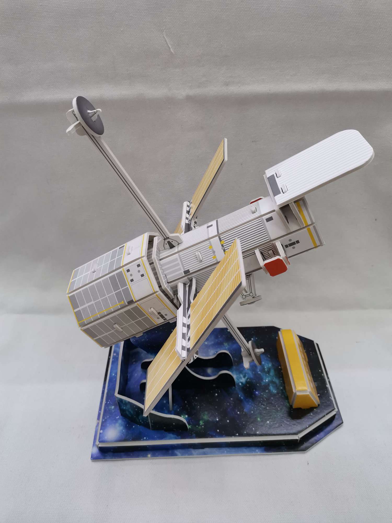 DIY儿童益智拼装模型玩具太空拼装模型玩具促销品赠品礼品白底实物图