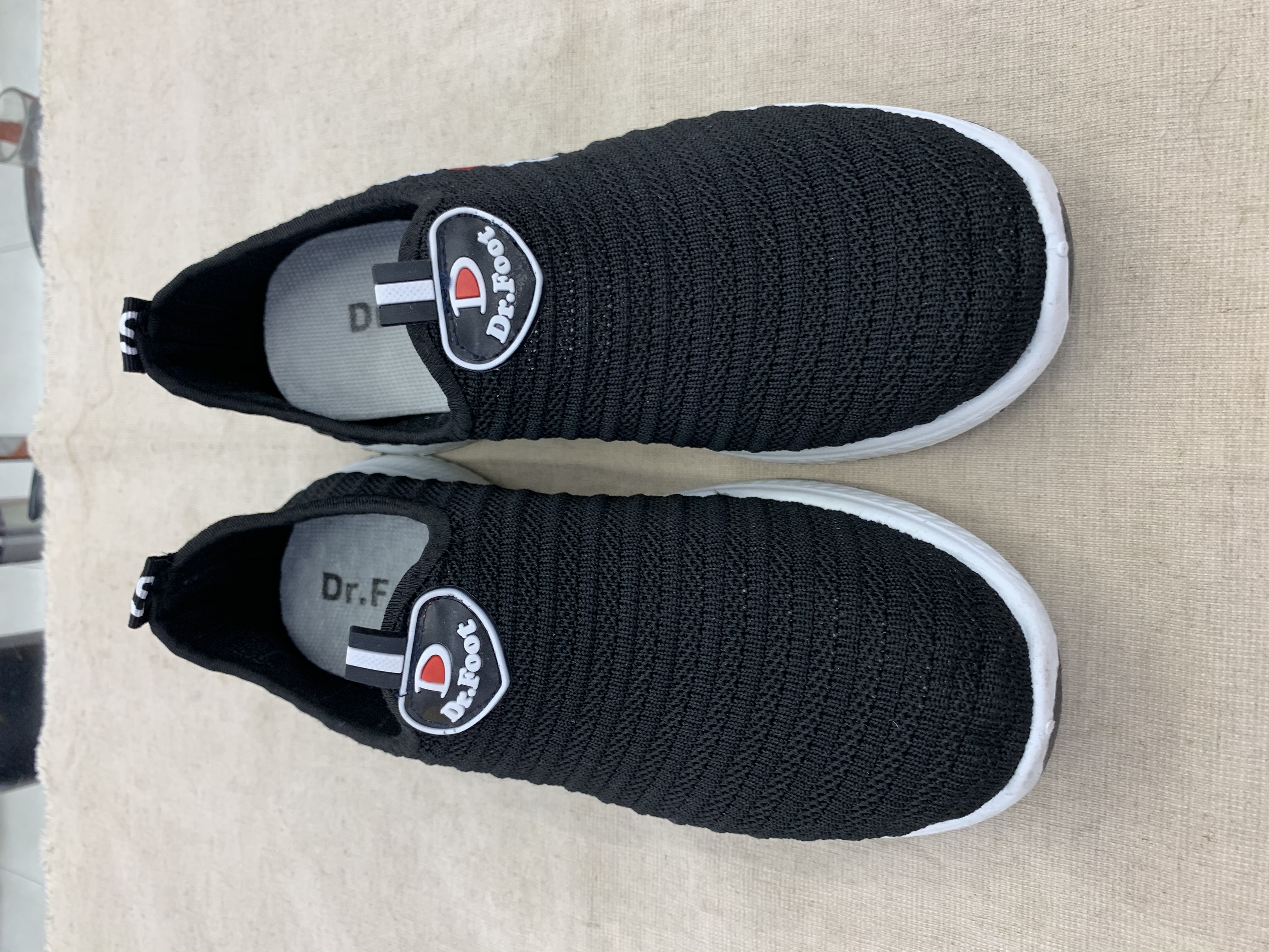 2021年一脚蹬老北京布鞋开车健身运动妈妈鞋时尚舒服透气防滑健步鞋跑市场地摊鞋详情6