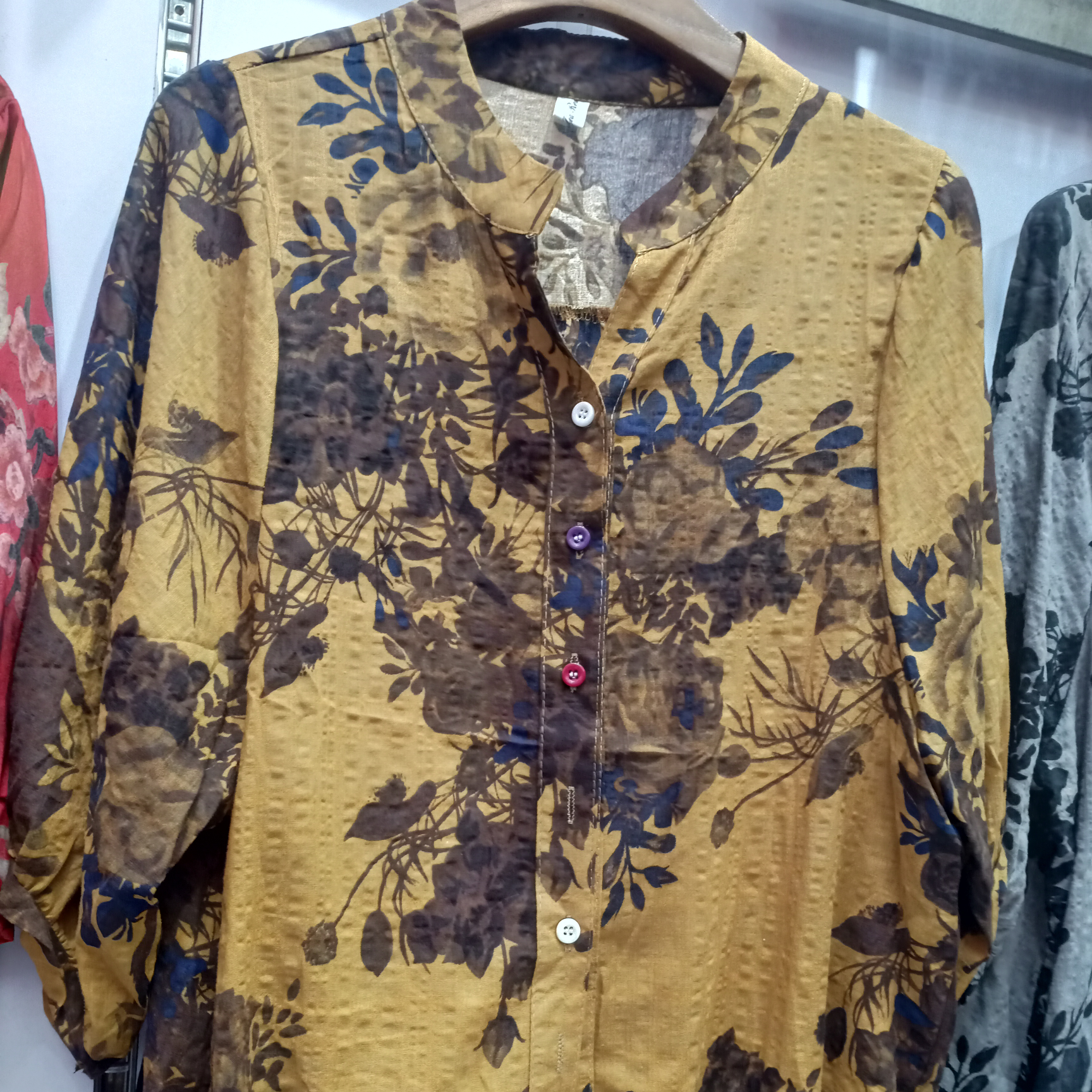 女士服装休闲款时尚套装宽松版女装女士绵麻上衣