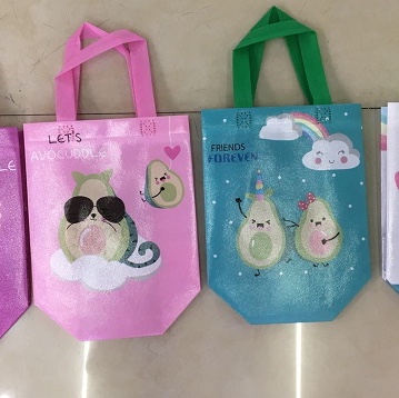Factory direct sales of hand-held composite avocado three-dimensional bags, horizontal and vertical shopping bags