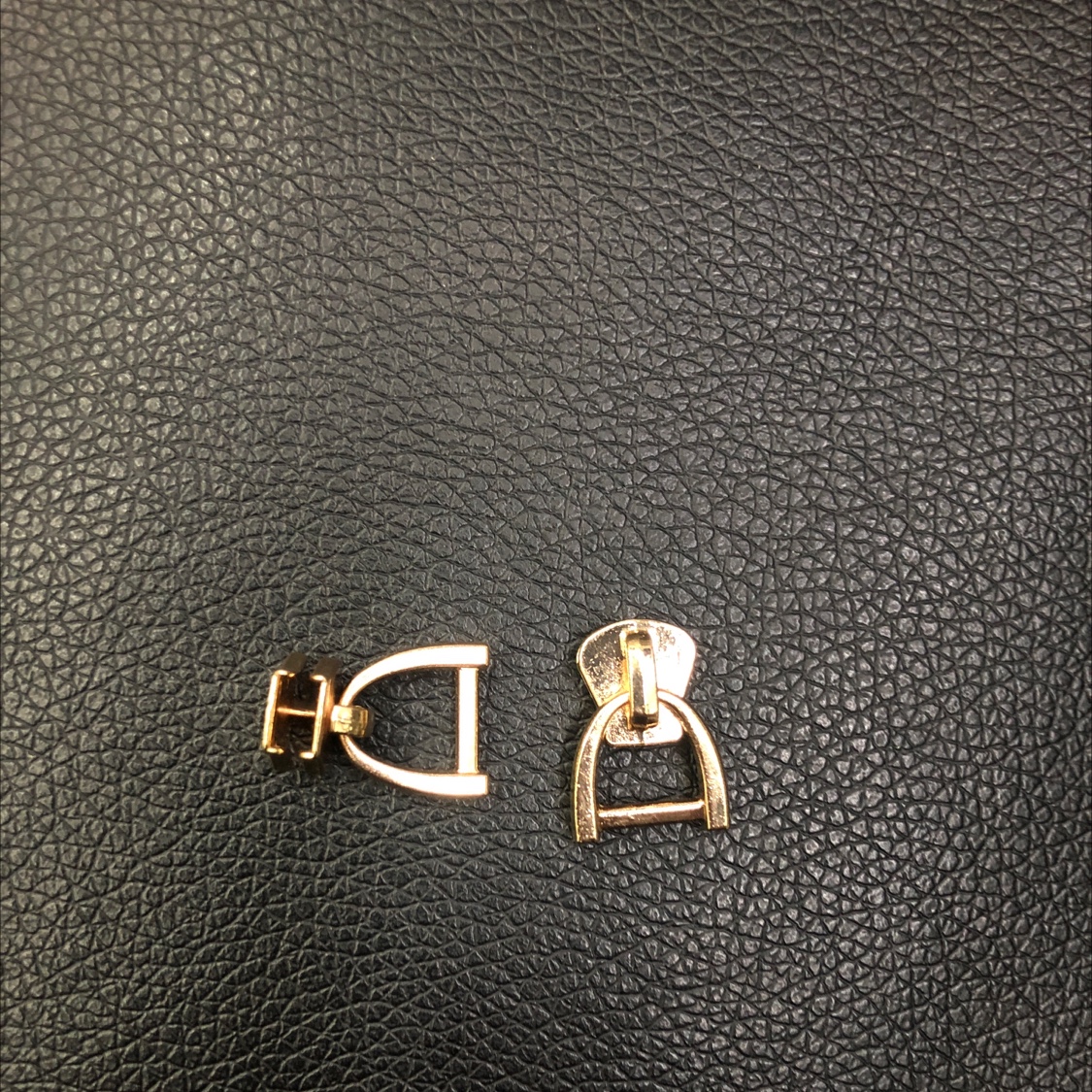 5#树脂D扣
细节图