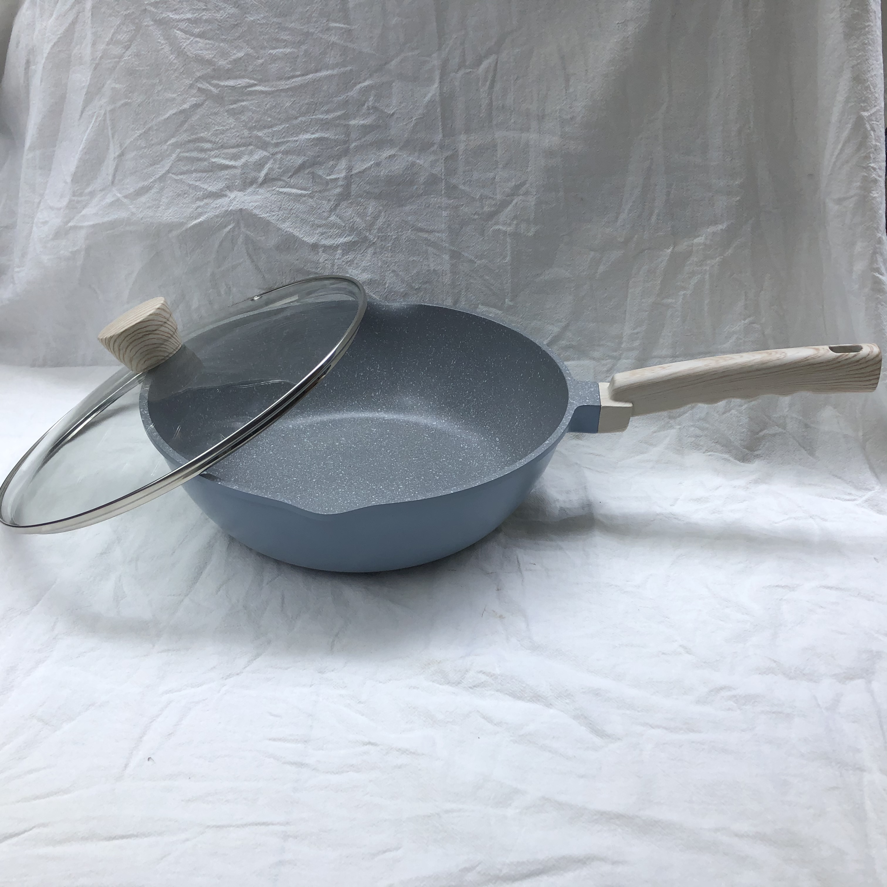 Medical Stone Non-Stick Wok Wok Goddess Wok Light And Beautiful Household Small Wok Induction Cooker Gas Oil Inlet Aluminum Die-Cast Wood Grain Anti-Hot Handle Spoon Gift Customization 28Cm Specification drawing