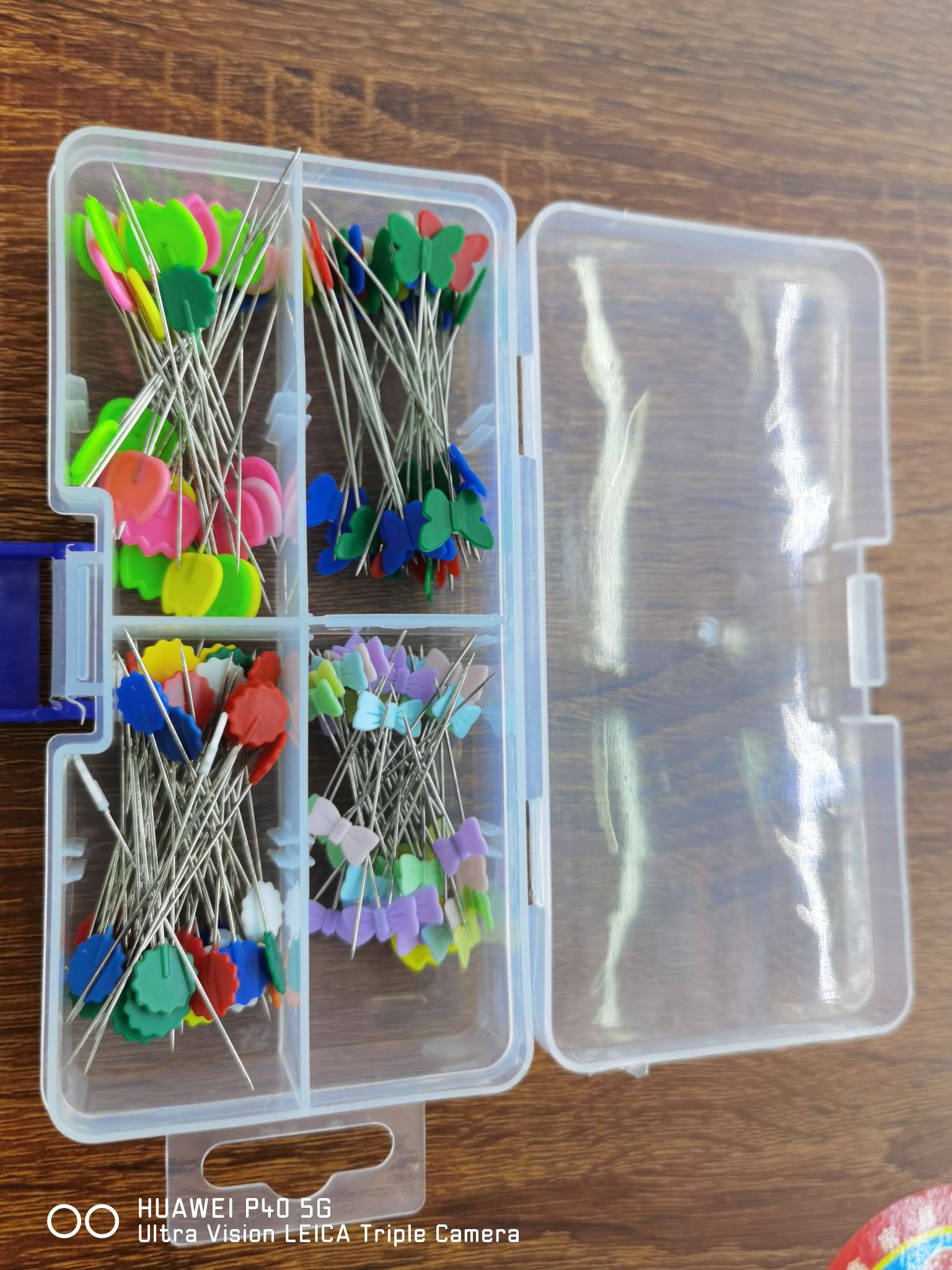 200枚四格pp盒装蝴蝶领结郁金香梅花珠针产品图