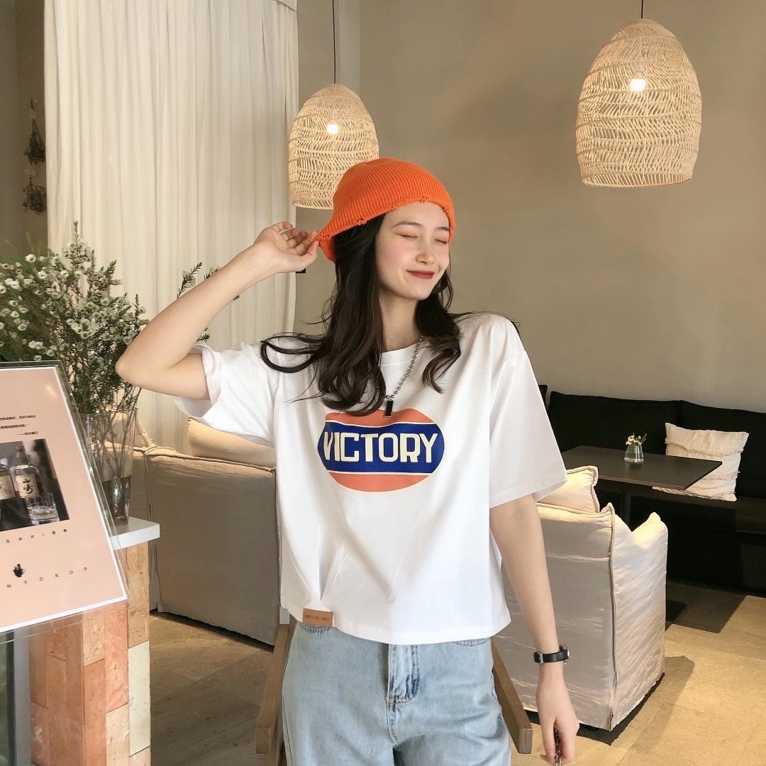 女装产品图