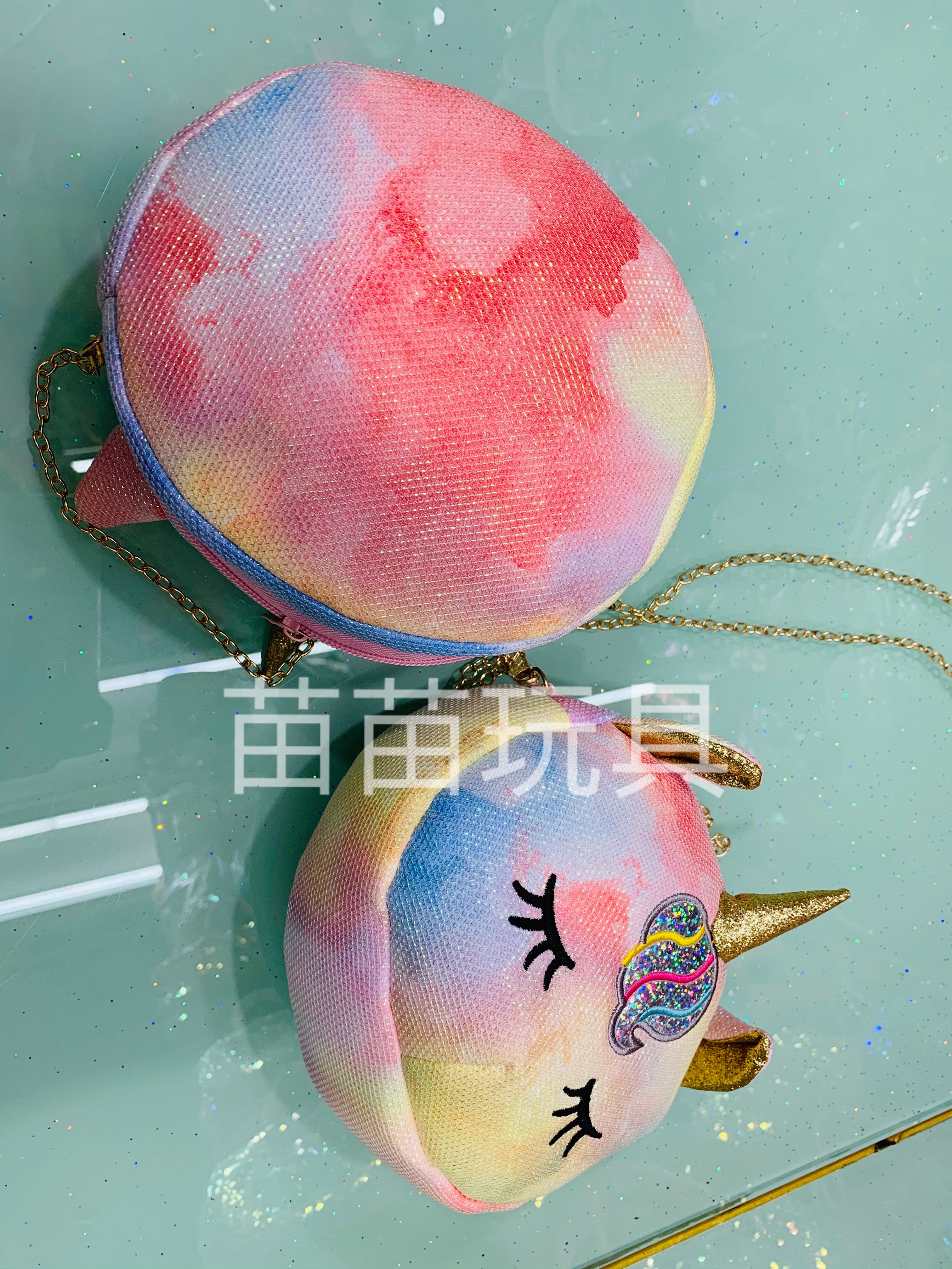 Plush crossbody bag, plush single-shoulder bag, 2021 new children's sequined cute unicorn crossbody bag, irider bag, women's single-shoulder bag Application Scenario