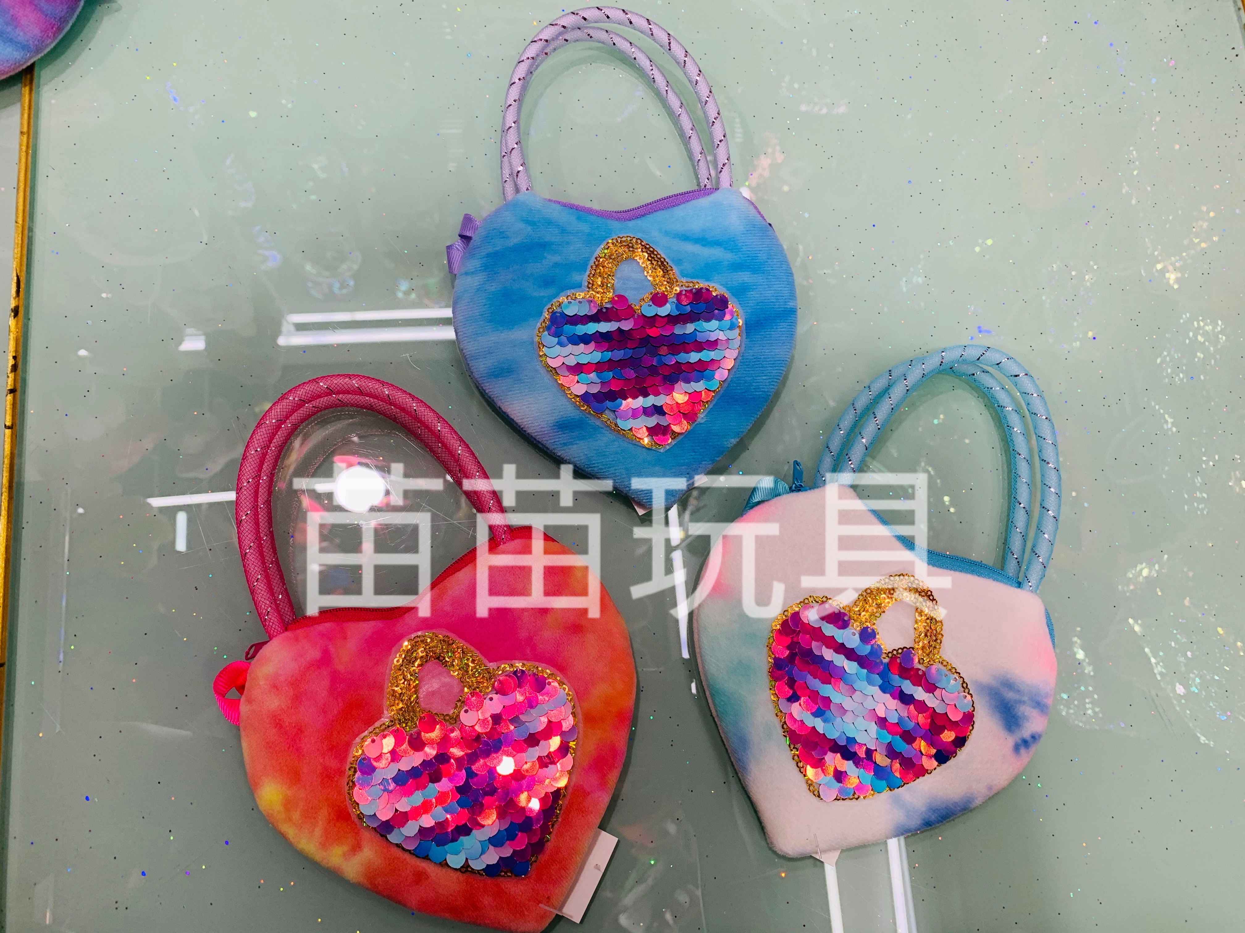 Plush toy crossbody bags, plush handbags, plush crossbody bags, children's cute plush hand-held colorful heart-shaped sequined crossbody bags, new crossbody bags Specification image