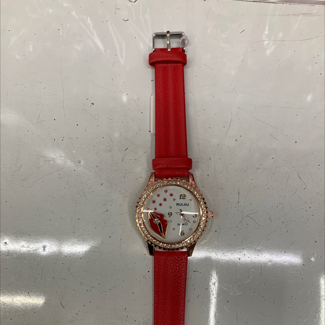 21款女士皮表带红色嘴唇详情图1