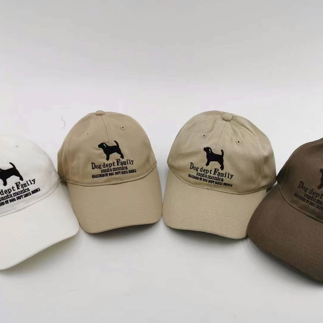 日本原单Dog DEPT棒球帽🧢 帽子的英文翻译：狗狗是我们的家人，还有比这个更直接的表达吗？全棉，透气！