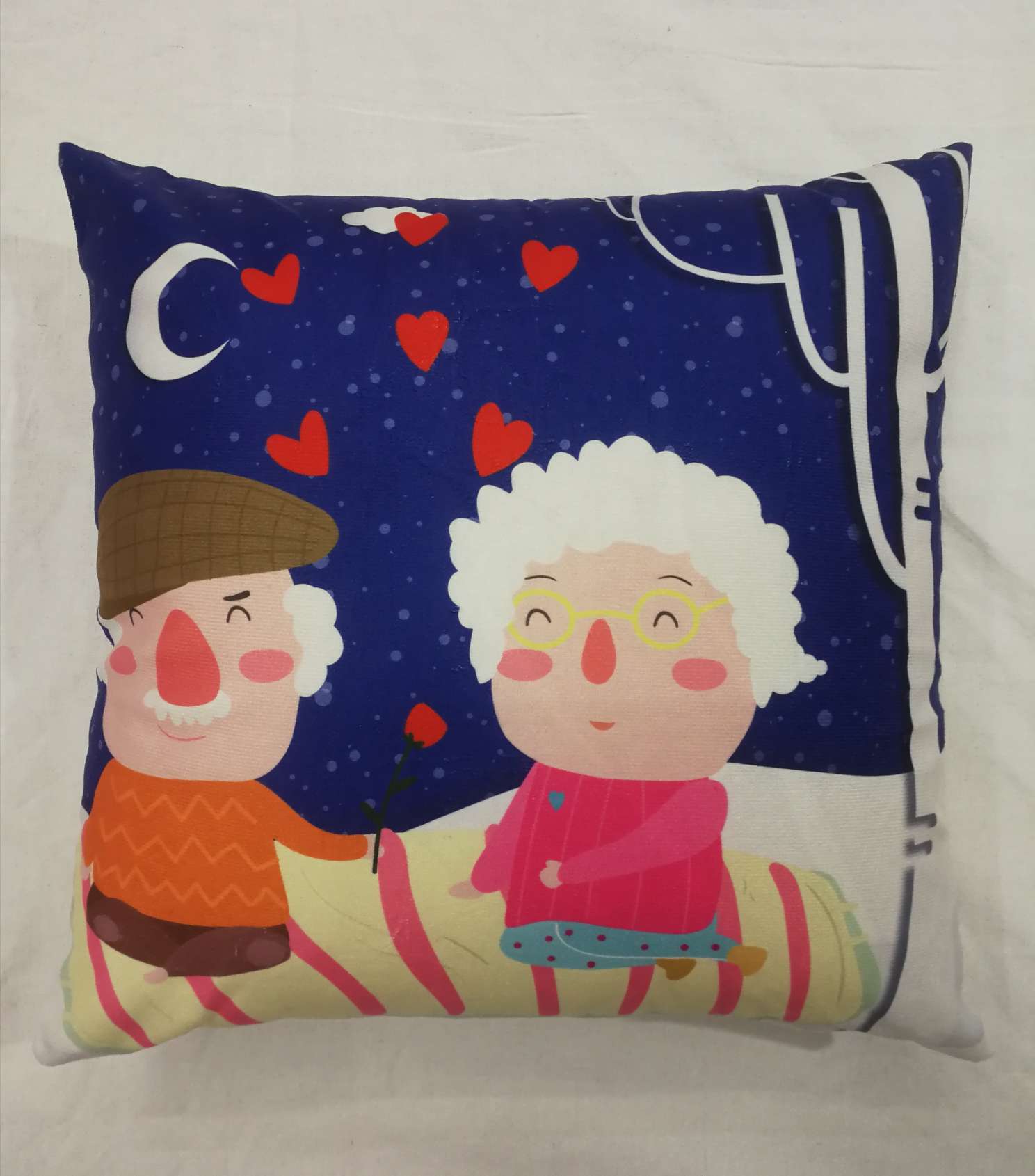 Customize Father's Day and Mother's Day cartoons based on your provided image. Pillow, cushion, backrest, pillowcase detail image 3