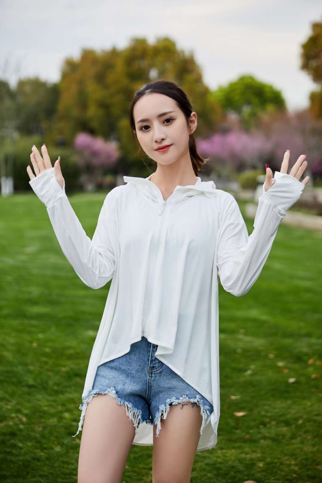 Ropa solar de seda de hielo modelo influencers detail image 2