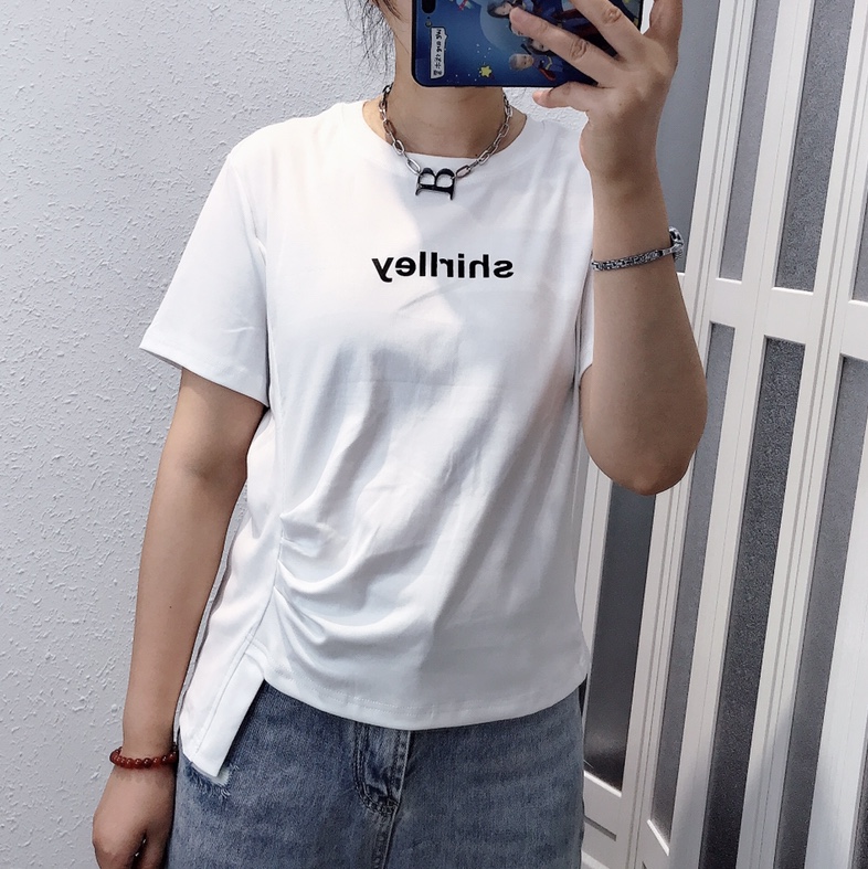 Round-neck short-sleeved T-shirt
