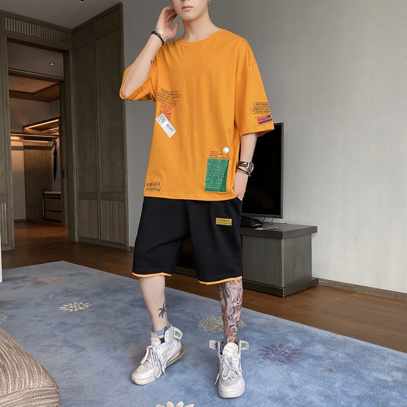 The latest men's T-shirt 37