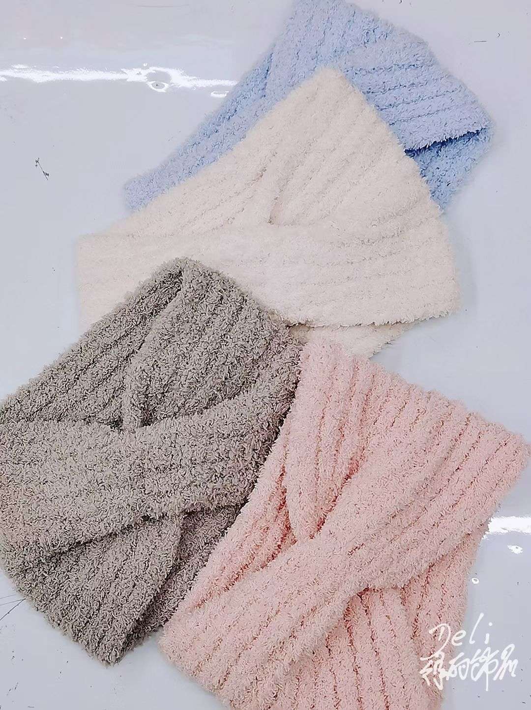 半边绒发带斜搭头带女网红洗脸发带韩国头饰发箍化妆面膜沐浴束发带半边绒月子包头巾头饰发箍化妆束发带沐浴防滑干发半边绒包头巾详情图1