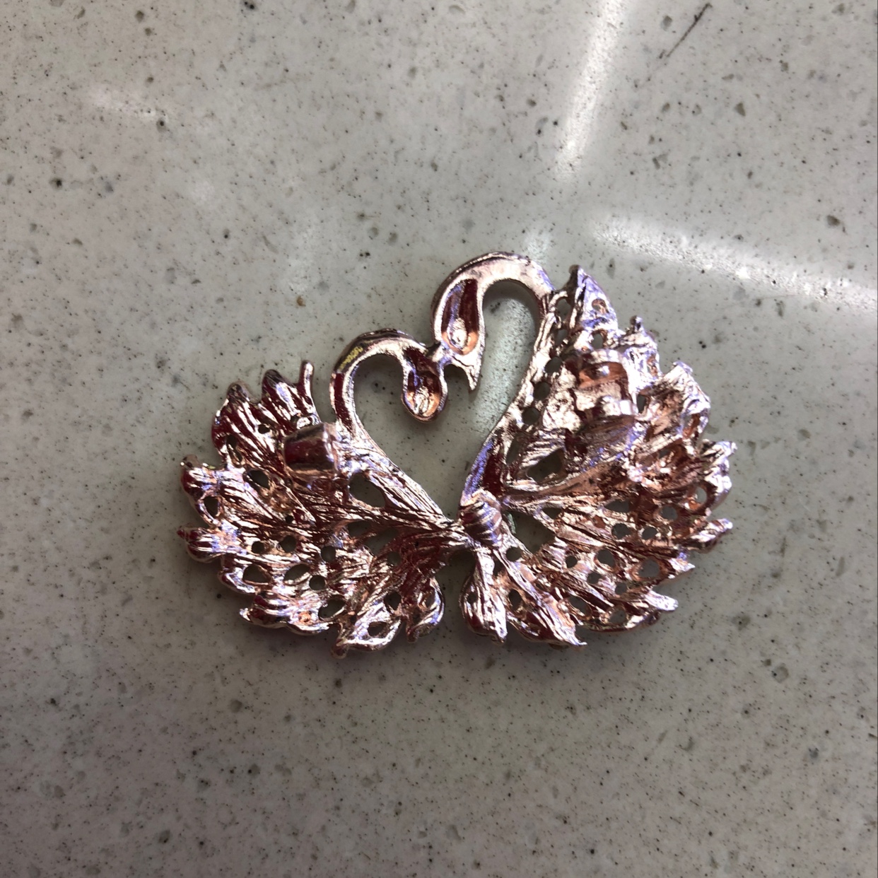 双天鹅胸针详情图3