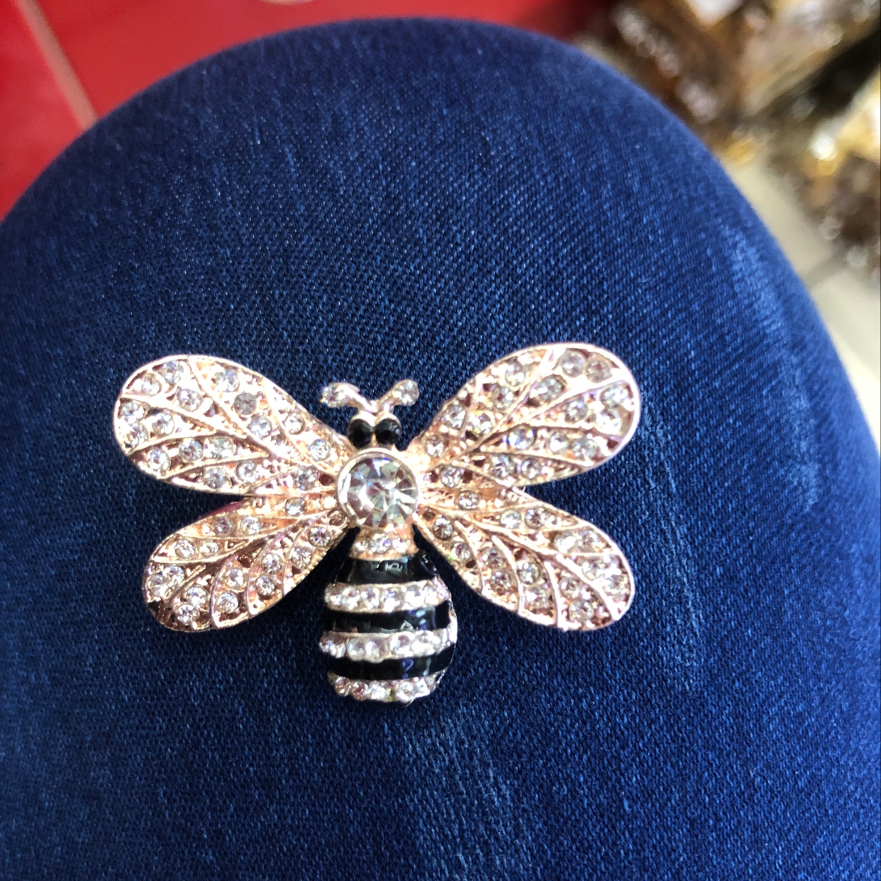 4黑条纹蜜蜂产品图