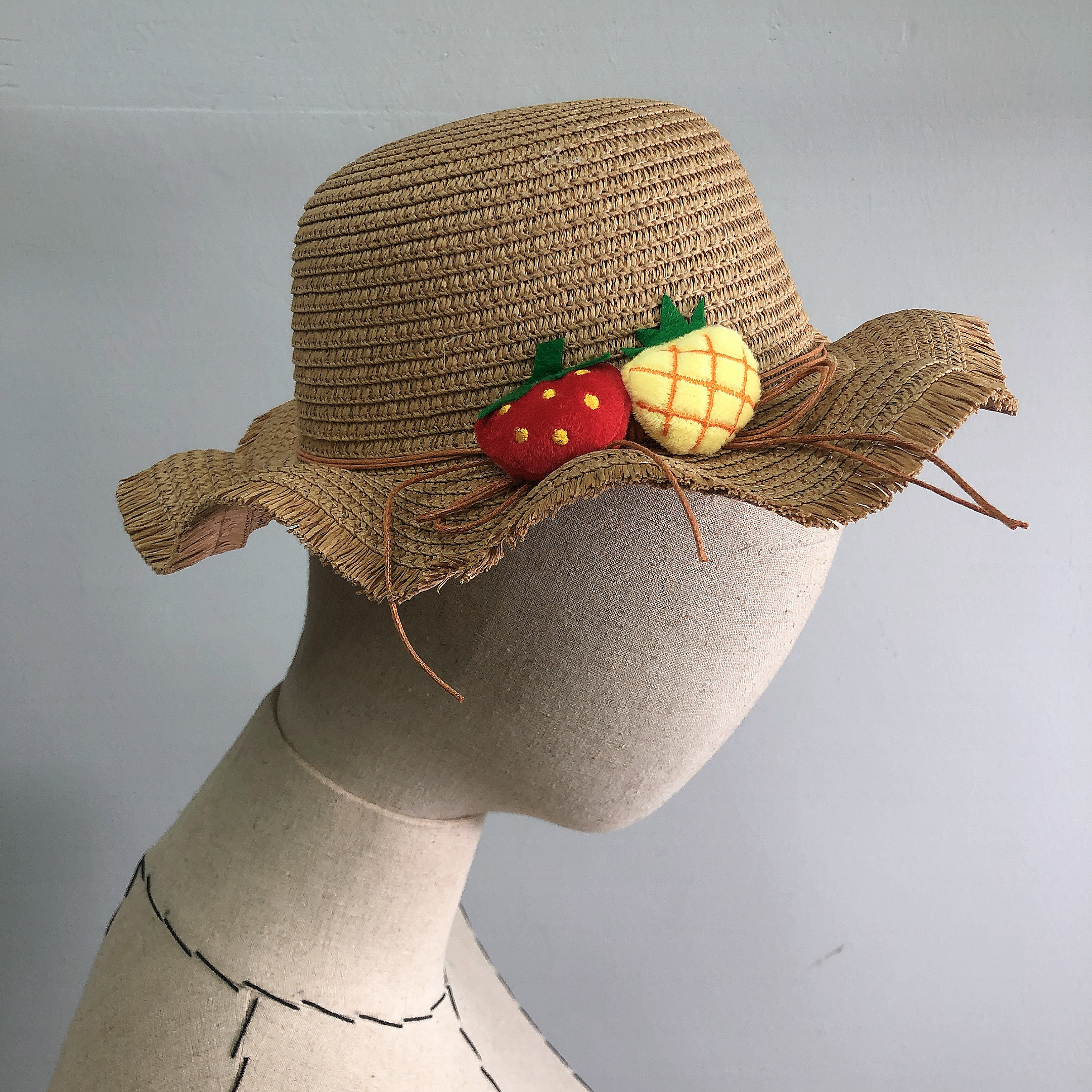 Children's hats and sun hats detail image 8
