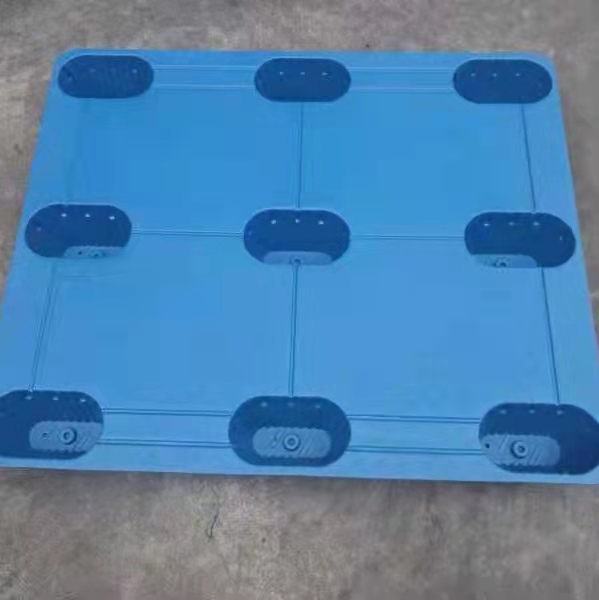 厂家直销品质优良全新塑料托板，塑料环卫垃圾桶。详情图5