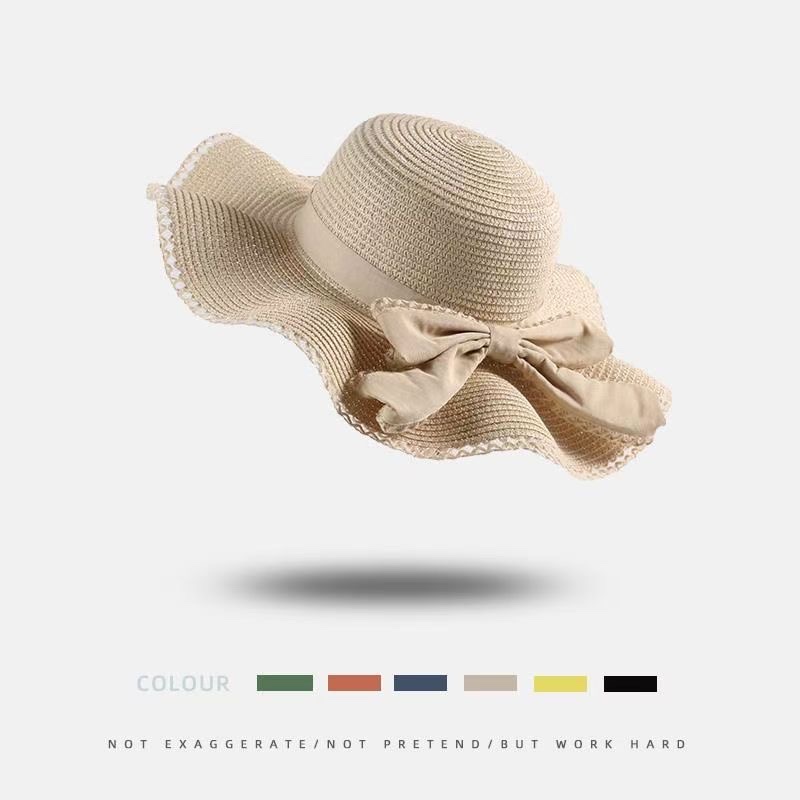 Summer large-brimmed bow, versatile for outings, face protection and sun protection straw hat, UV protection, foldable vacation beach hat for women Application Scenario