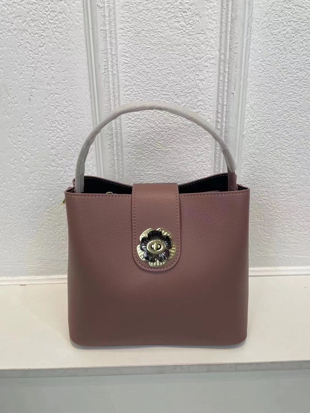 Factory Direct Supply Network Red Small Bag Women's Bag 2021 New Fashion Soft Leather Bucket Bag Women's Single Shoulder Crossbody Bag details Picture