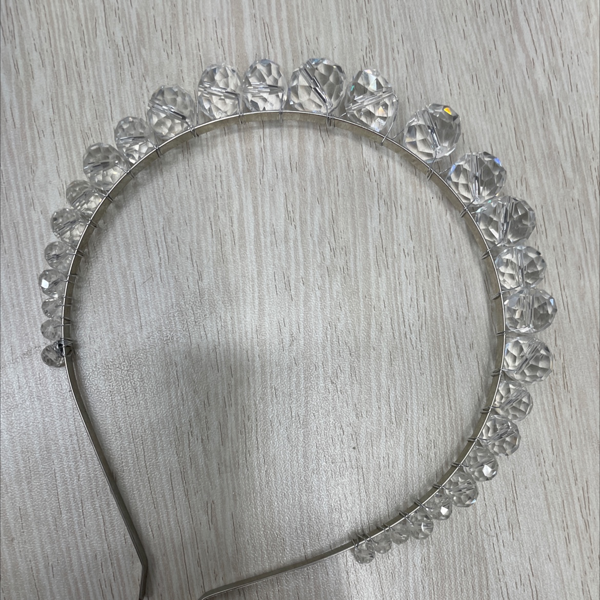 Acrylic headband details Picture