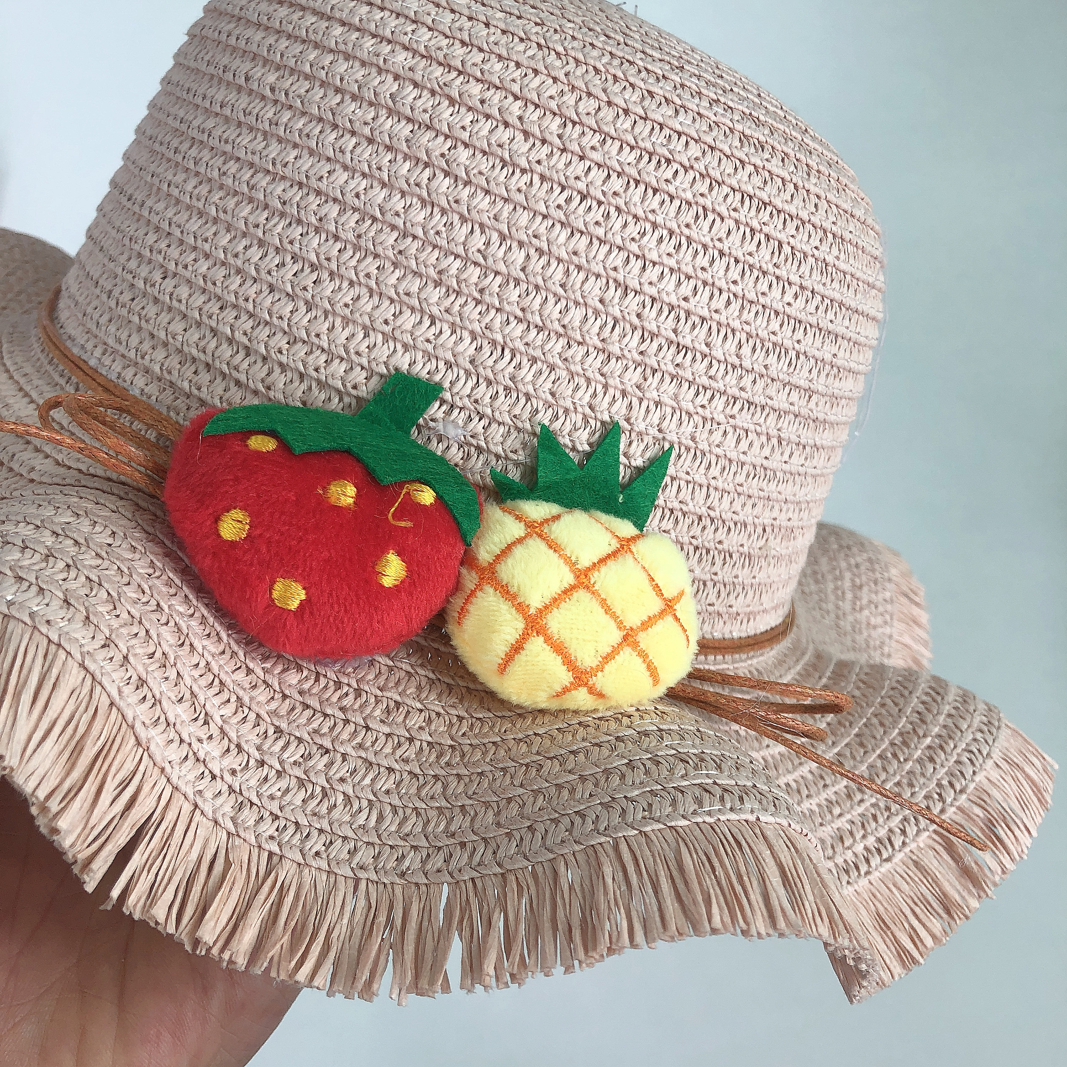 Children's hats and sun hats detail image 9