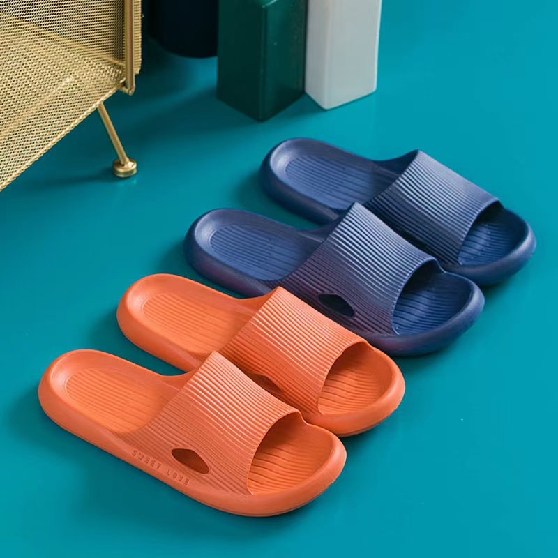 Slip-On Slippers Item Picture