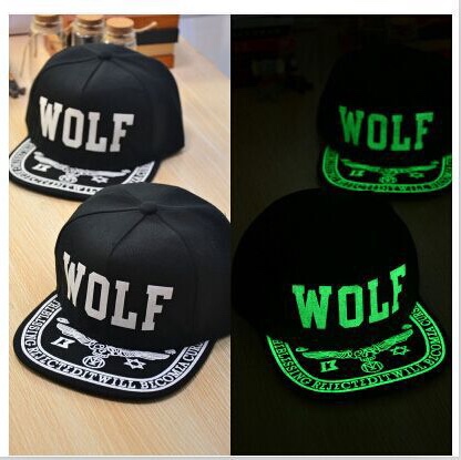 WOLF夜光帽