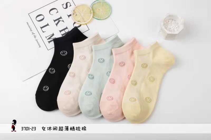 Women's Spring and summer ultra-thin combed cotton cartoon mesh boat socks detail image 5
