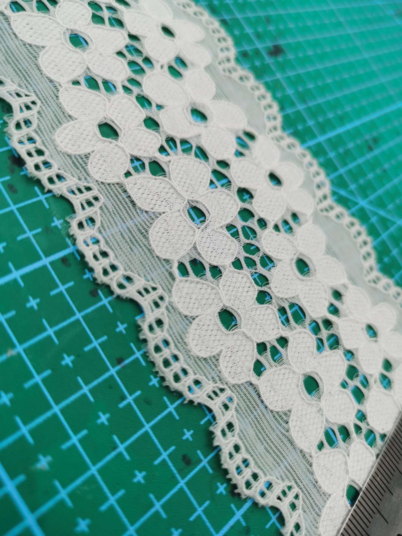 Fujian Minjia Lace Shop offers lace, elastic lace, lace fabric and elastic fabric details Picture