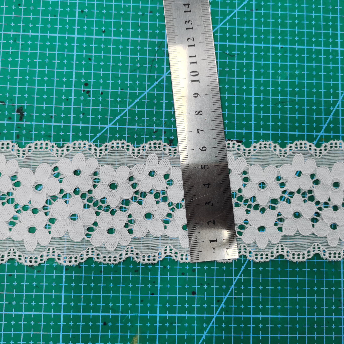 Fujian Minjia Lace Shop offers lace, elastic lace, lace fabric and elastic fabric