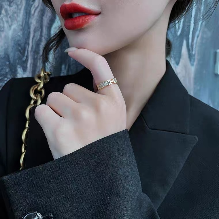 Chenglong Jewelry's fashionable Japanese light luxury ring, women's personality, ins trendy style, versatile food ring, micro-set, exquisite and simple joint CL01075-40 details Picture