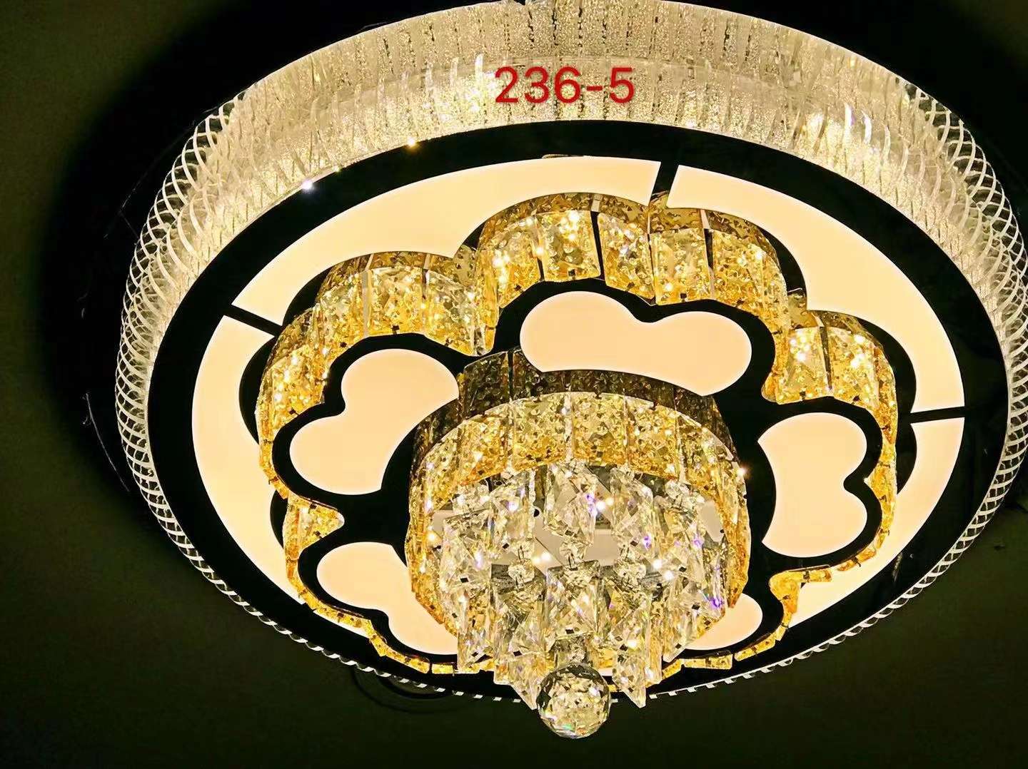 600 مصباح كريستال كبير من الفولاذ غير القابل للصدأ، Item Picture
