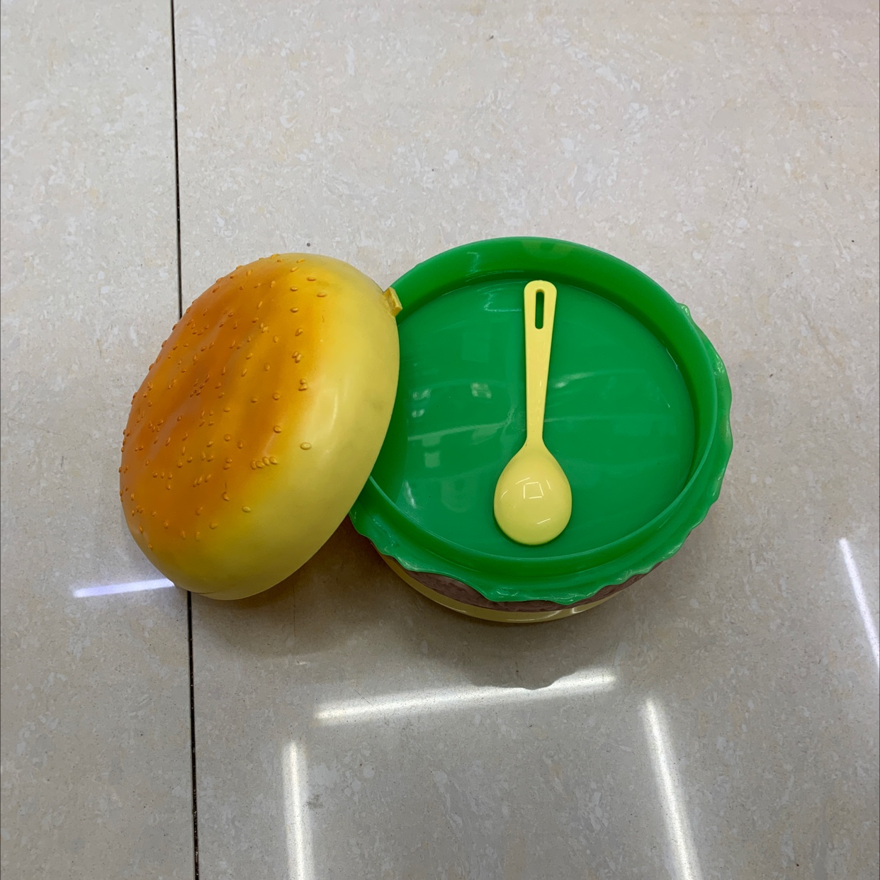 汉堡饭盒圆形产品图