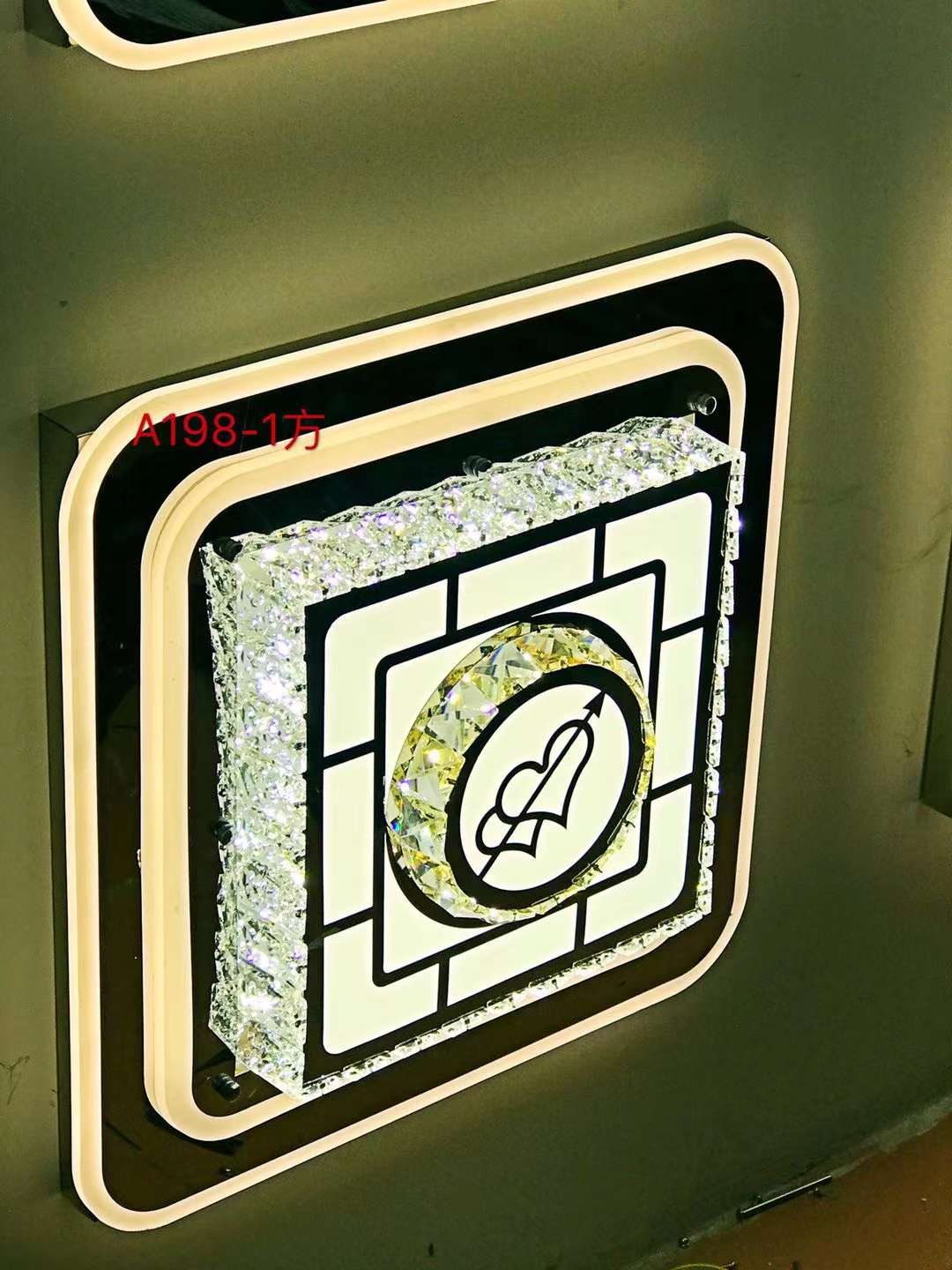 Lámpara de cristal cuadrada, lámpara de cristal de corte lineal para sala de estar minimalista pic 10