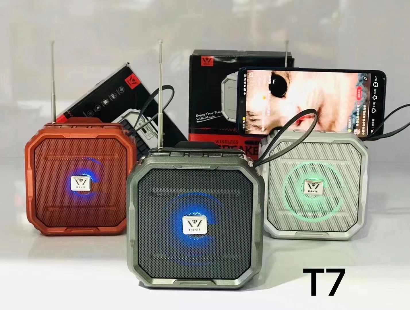 丅 7 بلوتوث السماعات في البطاقة هي اللغة. ميني السماعات BTspeaker الصوتية المحمولة detail image 5