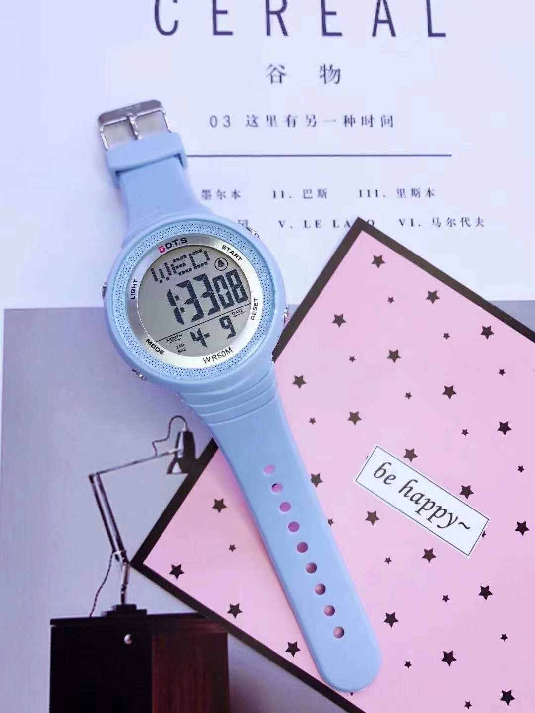 ots New 2021 Children's Watch for Boys and Girls, Electronic Wristwatch for Primary and Secondary School Students, Luminous, waterproof and shock-resistant Children's Watch for Girls 7042 detail image 3