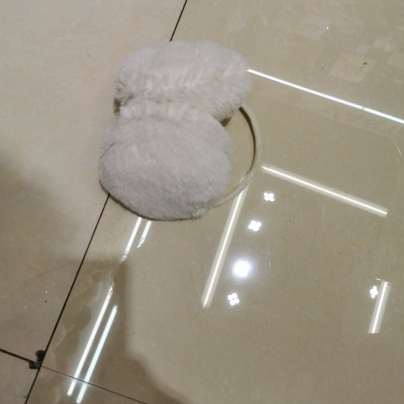 Off-White Color